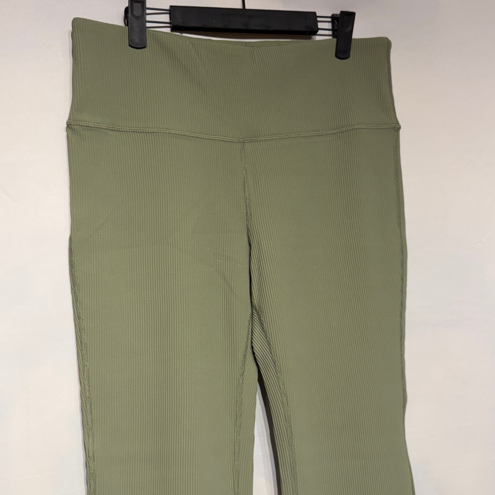 Athleta Elation Rib Crop Flare Pants Eucalyptus Olive Size XL Tall - Picture 6 of 11